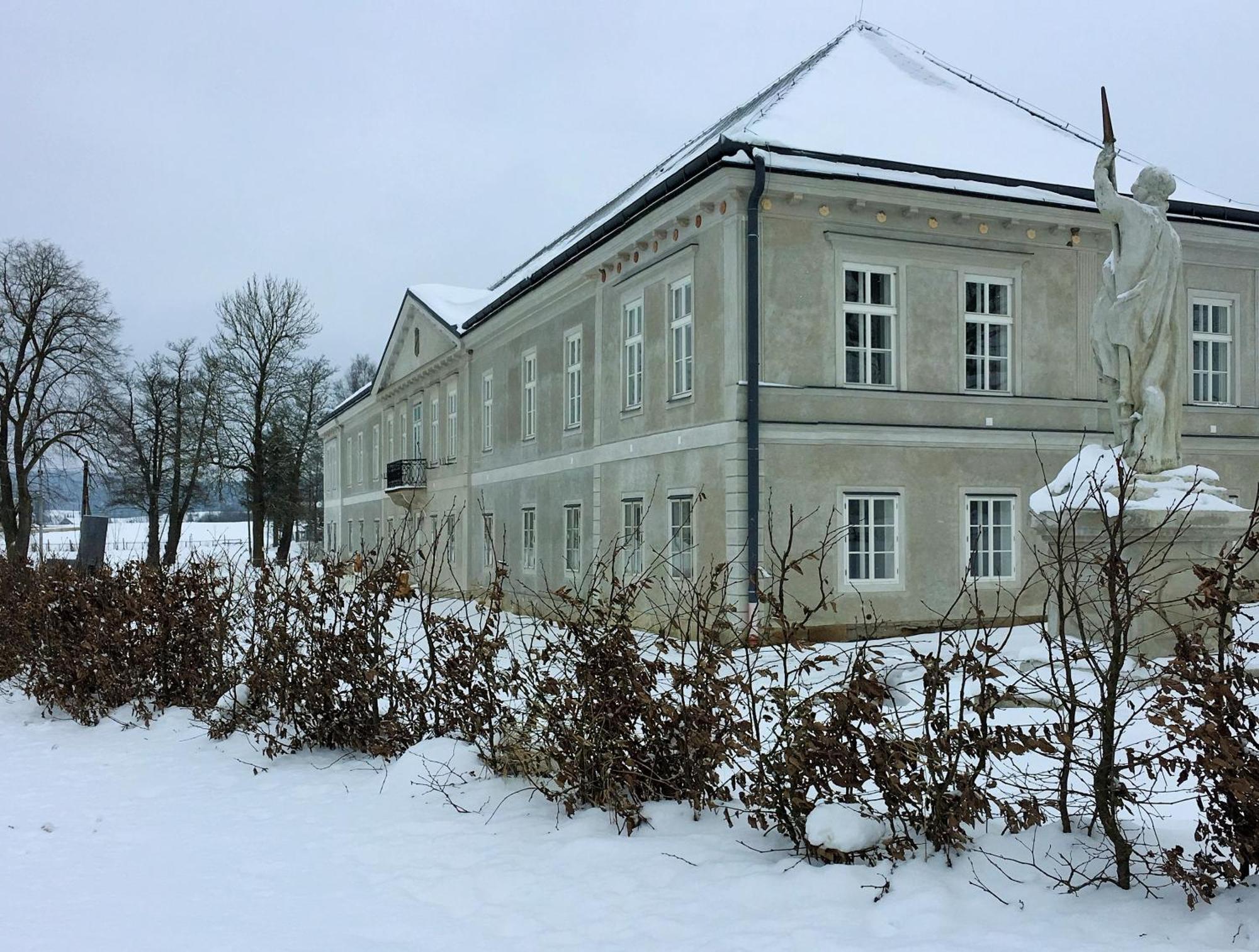 Zamek Dobrohor公寓式酒店 外观 照片